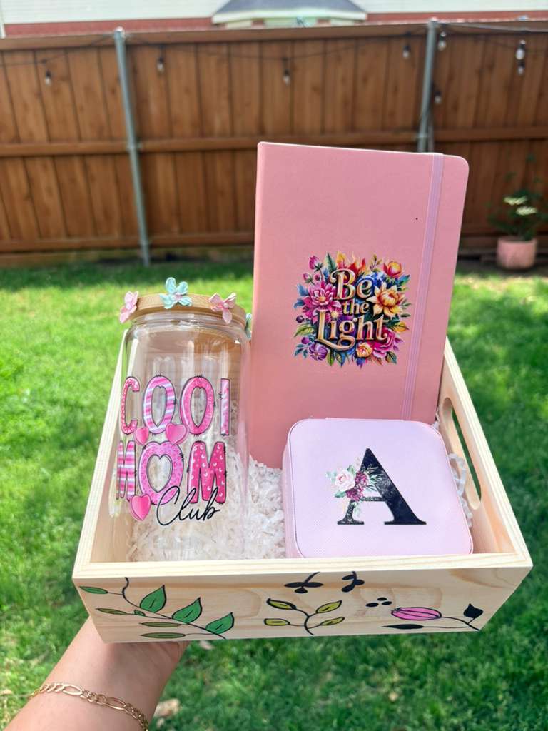 GIFT BOX